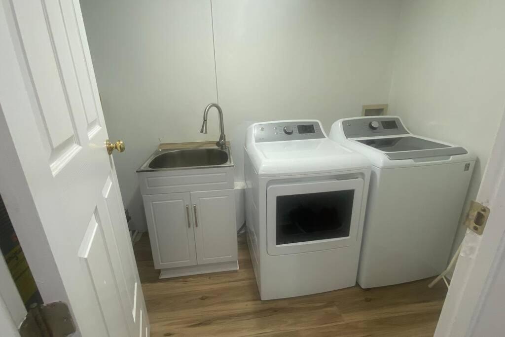 Smart Entire Loft, 3 Bedroom 2 Bath, With 3 Tv 컬럼비아 외부 사진