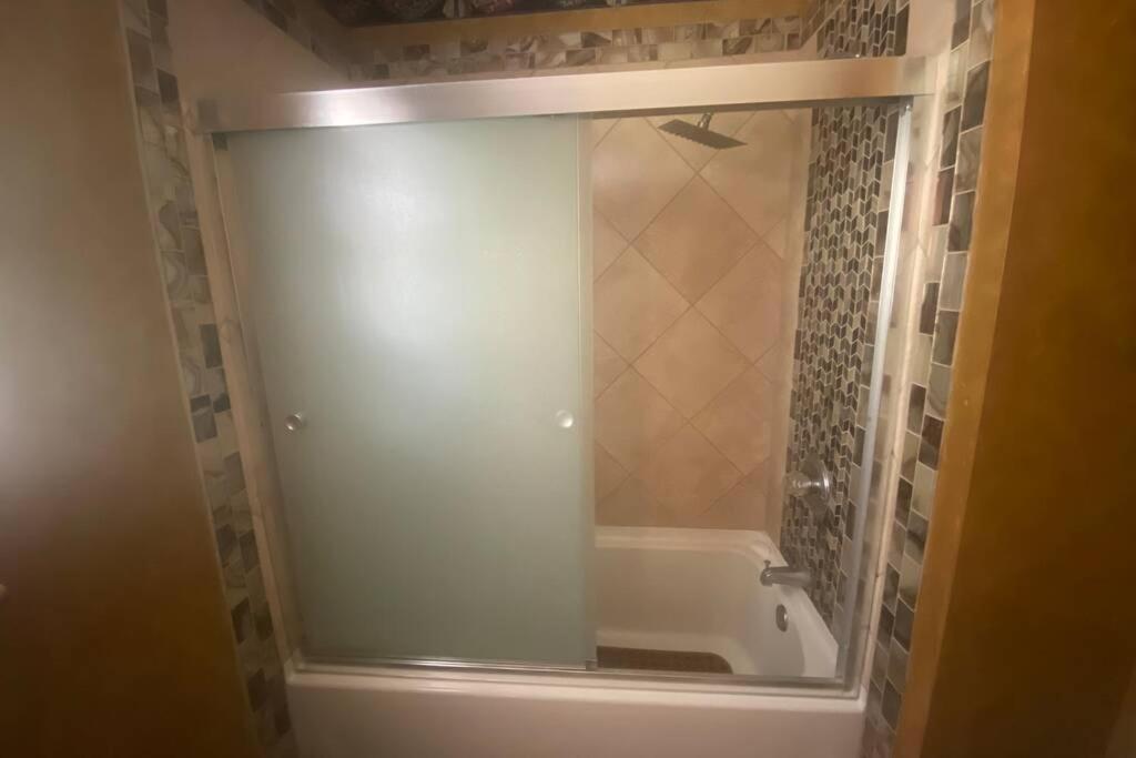 Smart Entire Loft, 3 Bedroom 2 Bath, With 3 Tv 컬럼비아 외부 사진