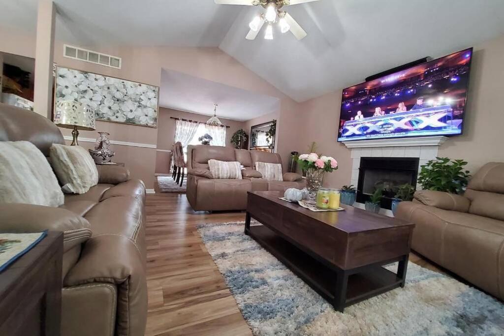 Smart Entire Loft, 3 Bedroom 2 Bath, With 3 Tv 컬럼비아 외부 사진